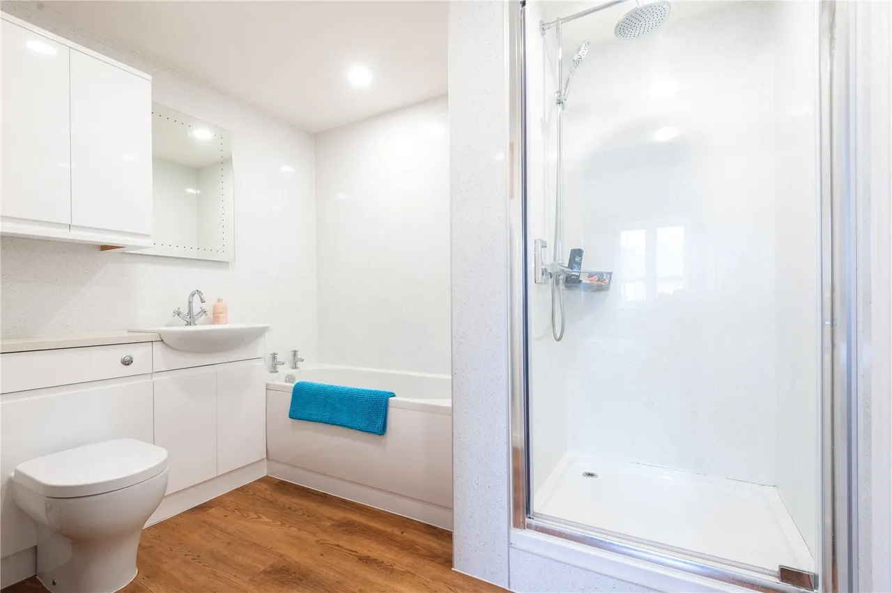Second Cross Road, Twickenham, TW2, photo 7