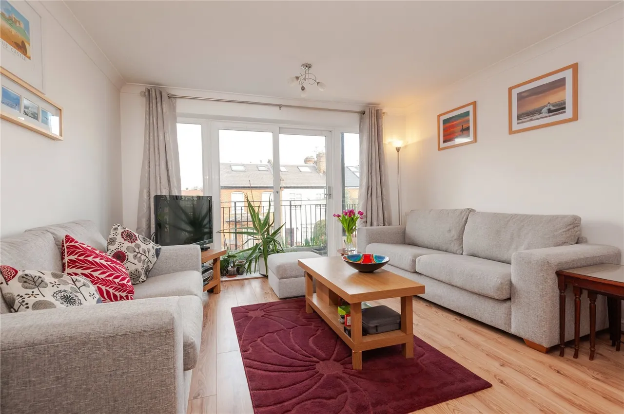 Second Cross Road, Twickenham, TW2, photo 5