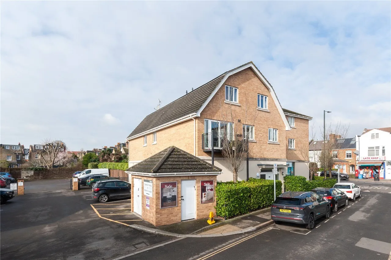 Second Cross Road, Twickenham, TW2, photo 16