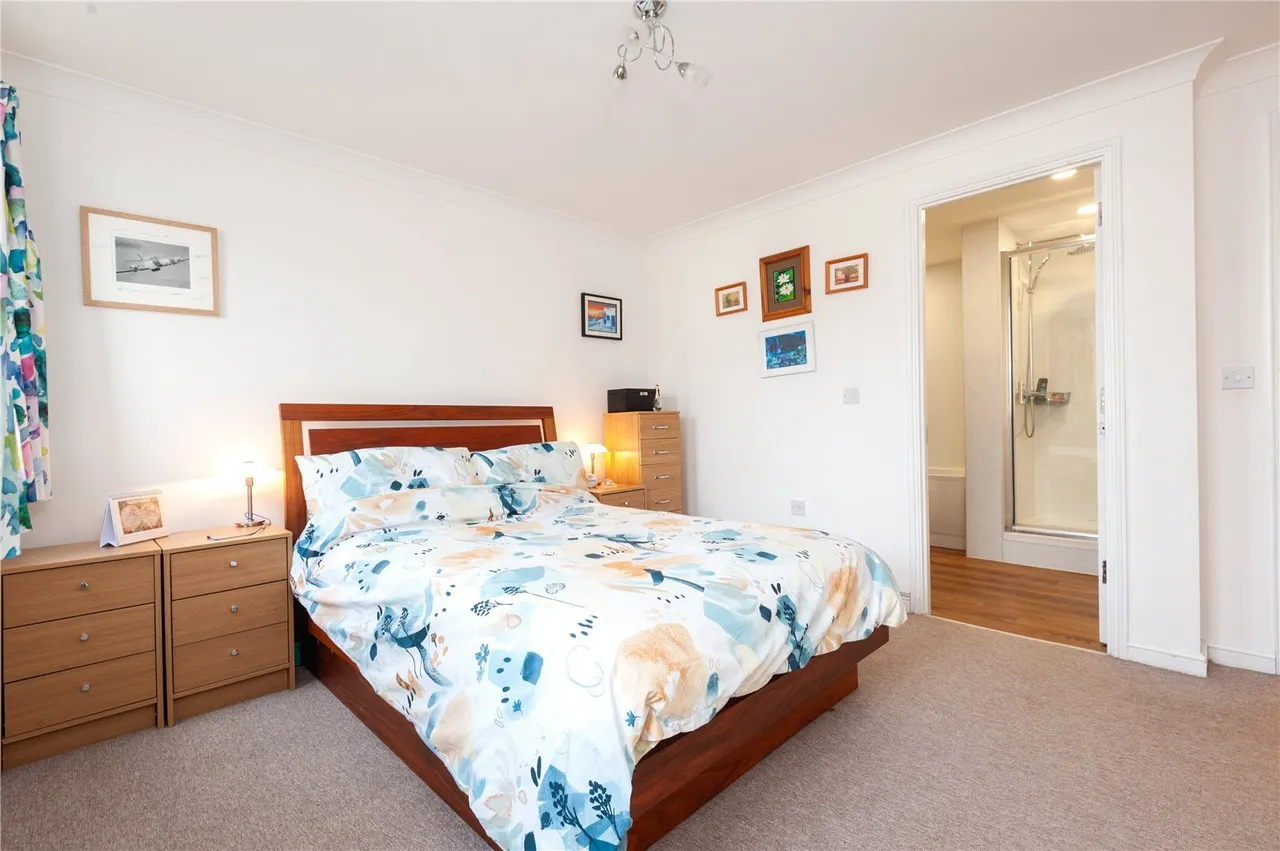 Second Cross Road, Twickenham, TW2, photo 10