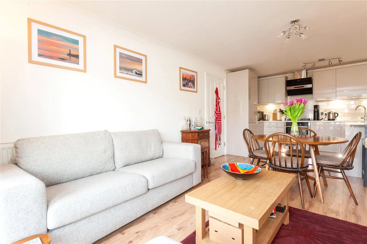 Second Cross Road, Twickenham, TW2, photo 11