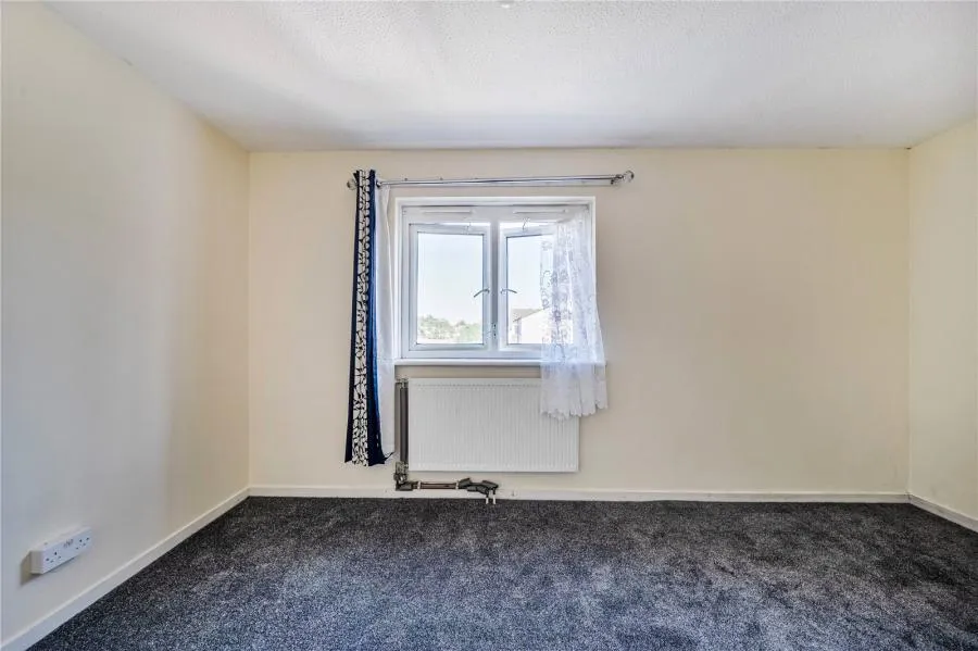 Dunmow Close, Feltham, TW13, photo 8