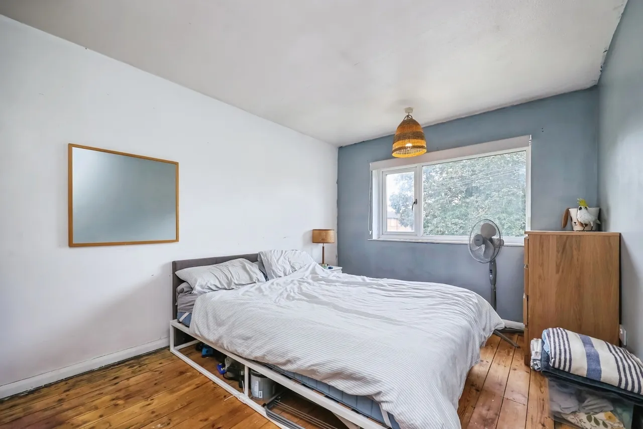 Glapton Lane, Clifton, Nottingham, NG11, photo 8