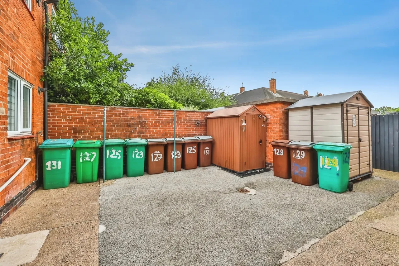 Glapton Lane, Clifton, Nottingham, NG11, photo 11