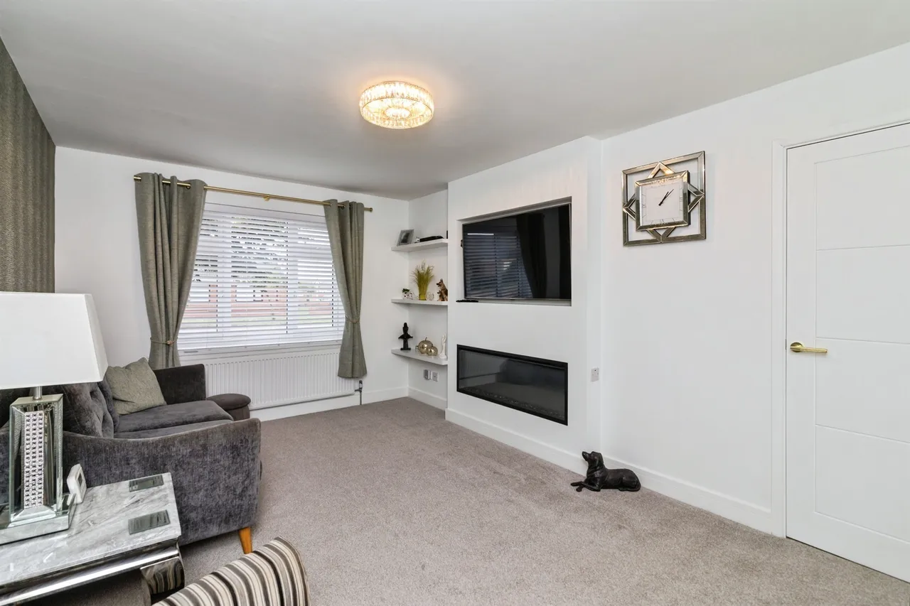 Crestview Drive, Lowestoft, NR32, photo 11