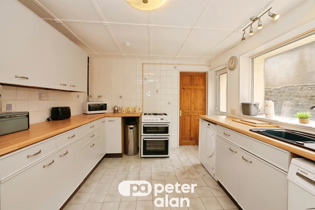 Mary Street, Port Talbot, SA13, photo 9