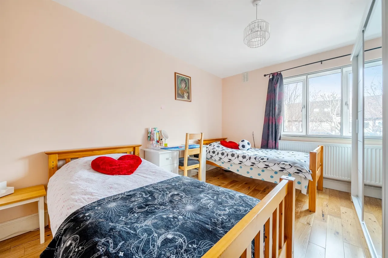 Great North Road, New Barnet, EN5, photo 5