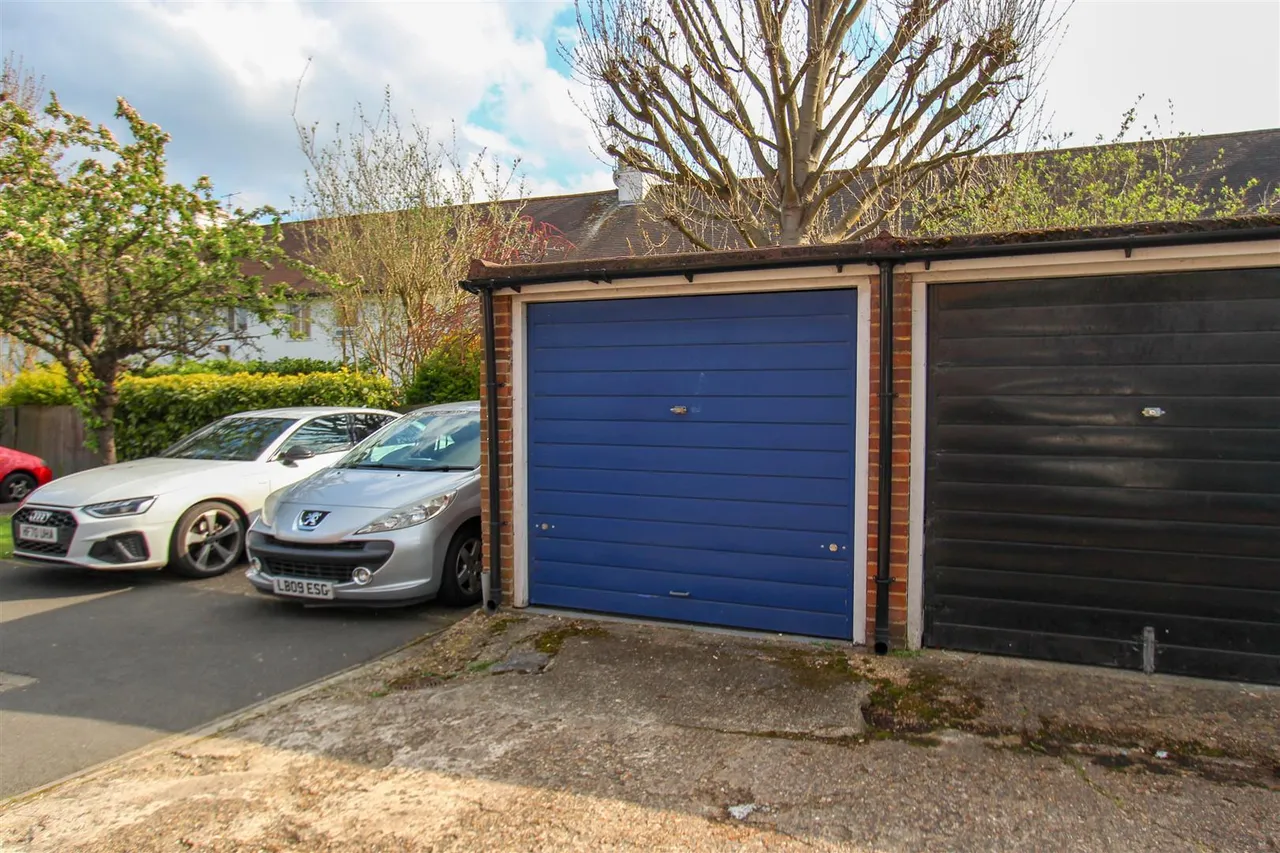 Oakley Close, Isleworth, London, TW7 4HY, photo 8