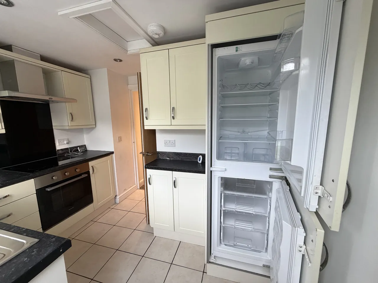 Southfield Avenue, BS15, photo 6