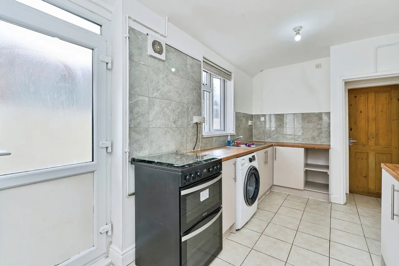 Owen Road, Wolverhampton, WV3, photo 10