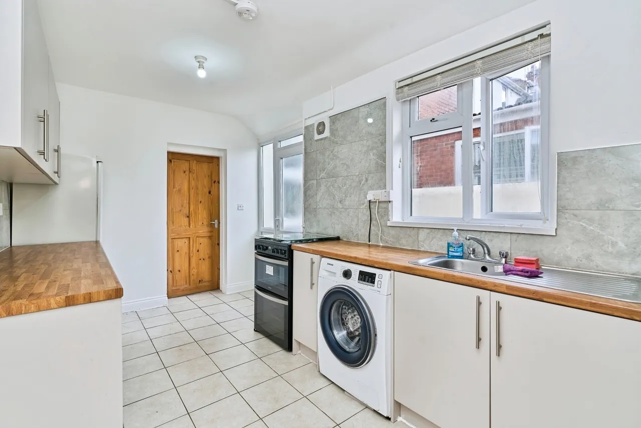 Owen Road, Wolverhampton, WV3, photo 8
