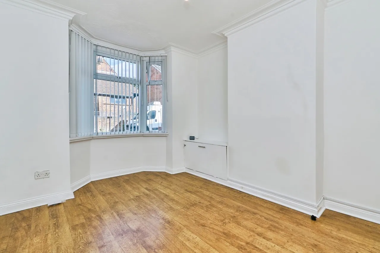 Owen Road, Wolverhampton, WV3, photo 5