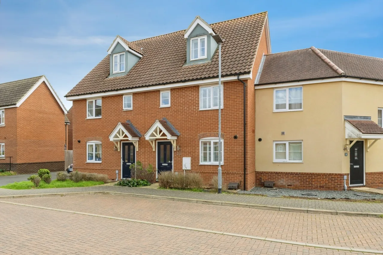 3 bed house for sale — Peacock Way, Attleborough, Norfolk, NR17