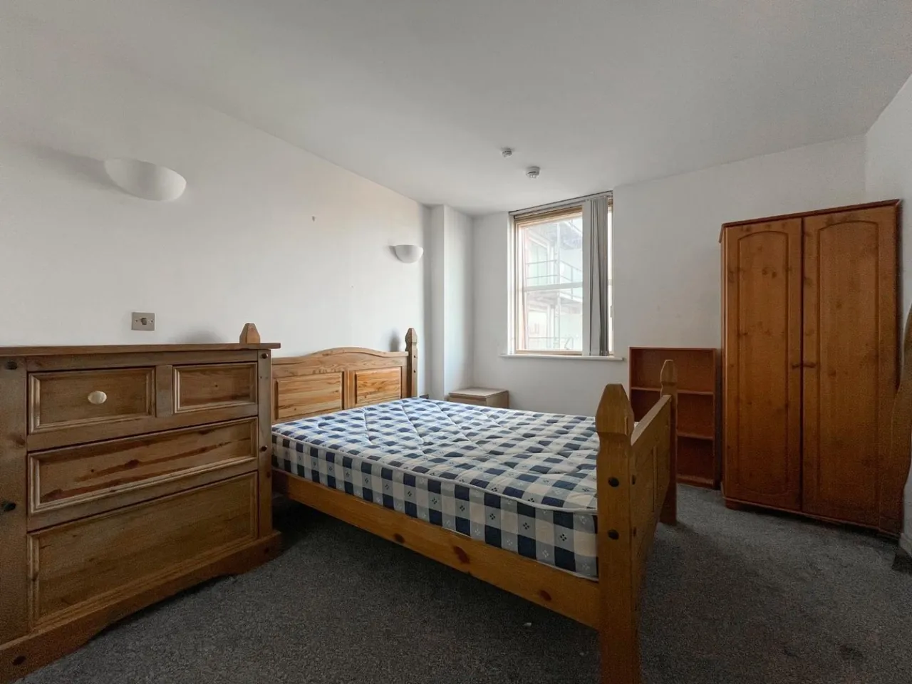 Wellington Street, Leeds, LS1, photo 5
