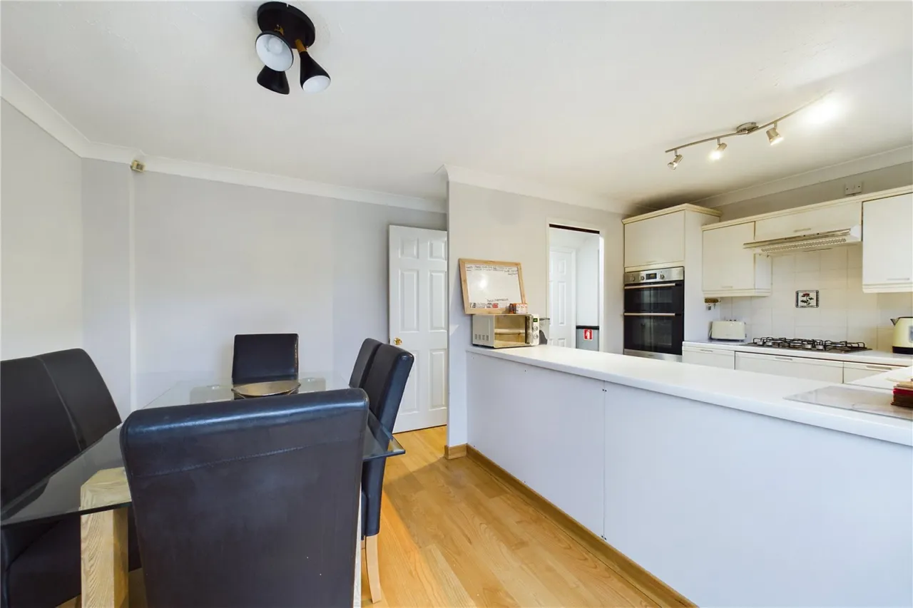 Lamden Way, Burghfield Common, RG7, photo 4