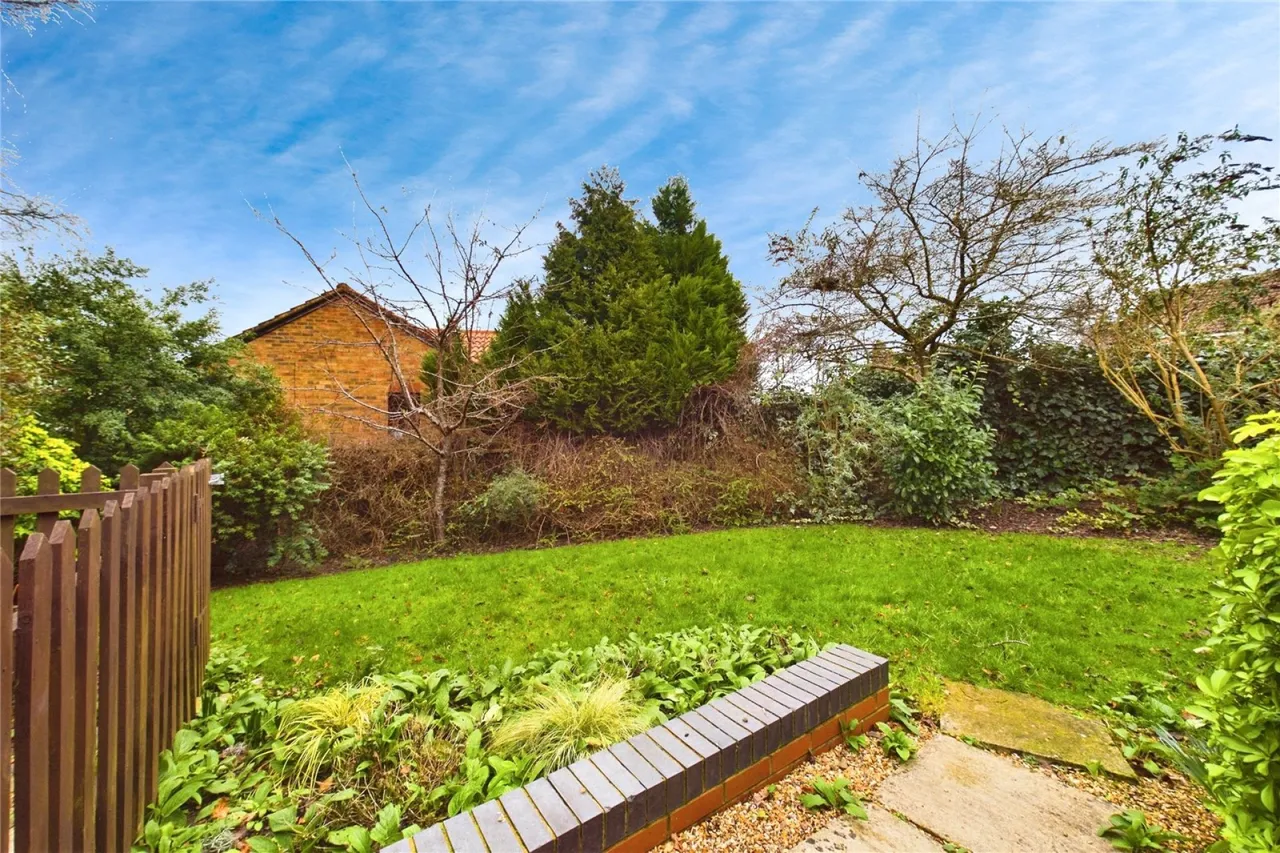 Lamden Way, Burghfield Common, RG7, photo 19