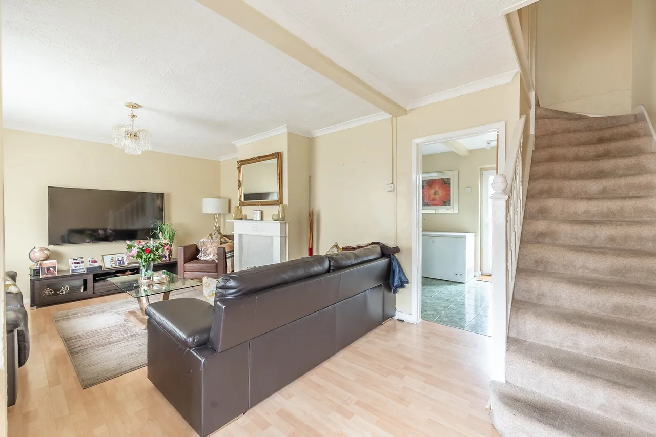 121 Meadfield, Edgware, photo 5