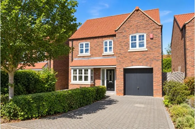 4 bed house for sale, Grafham Drive, Waddington, LN5