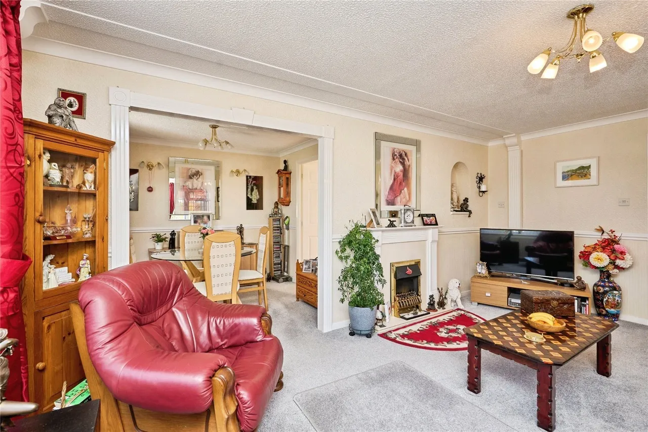 Folly Lane, East Cowes, PO32, photo 4