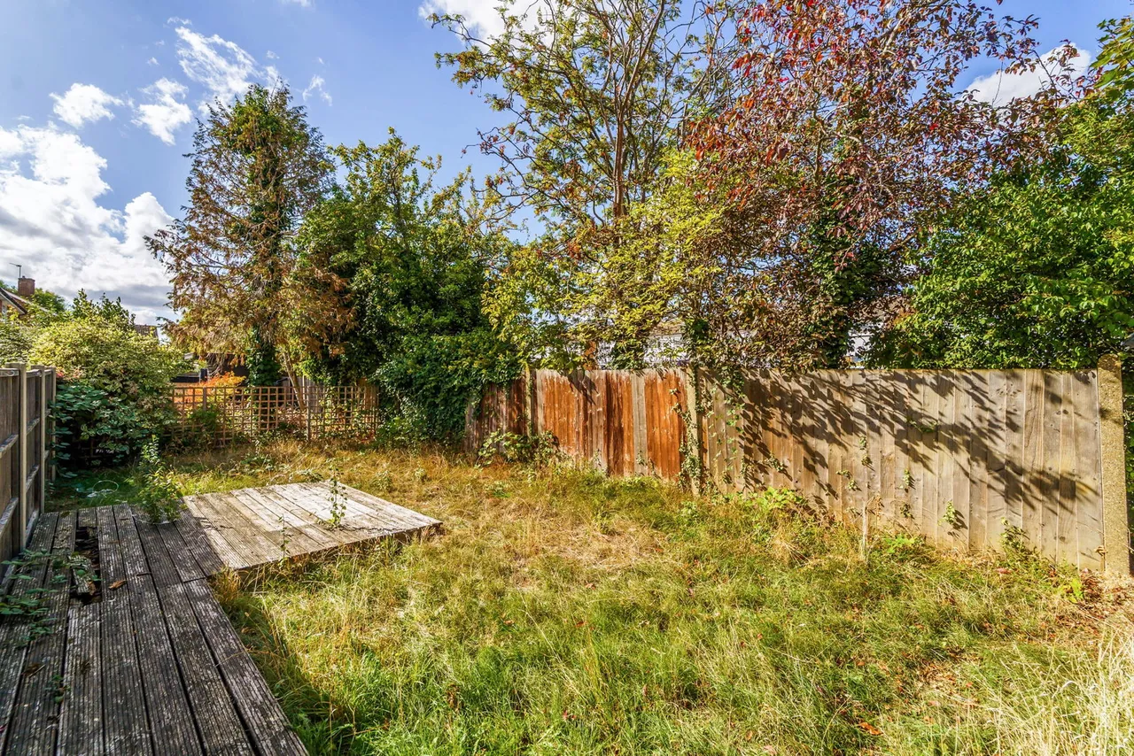Nightingale Drive, West Ewell, KT19, photo 15