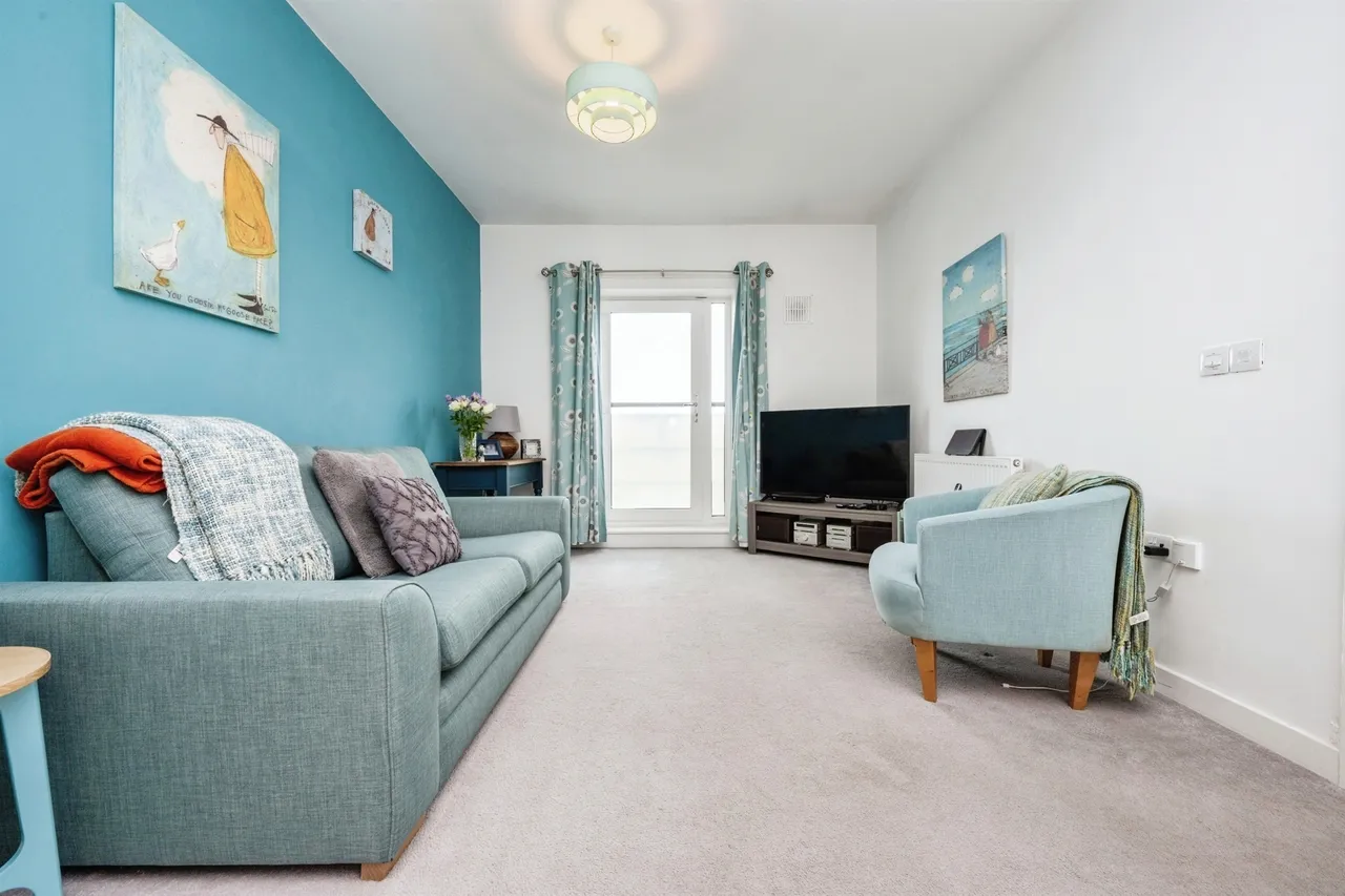 Daimler Drive, Dunstable, LU6, photo 4
