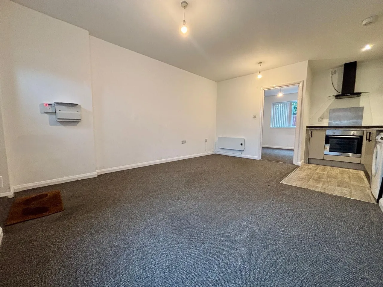 Victoria Street, DE14, photo 2