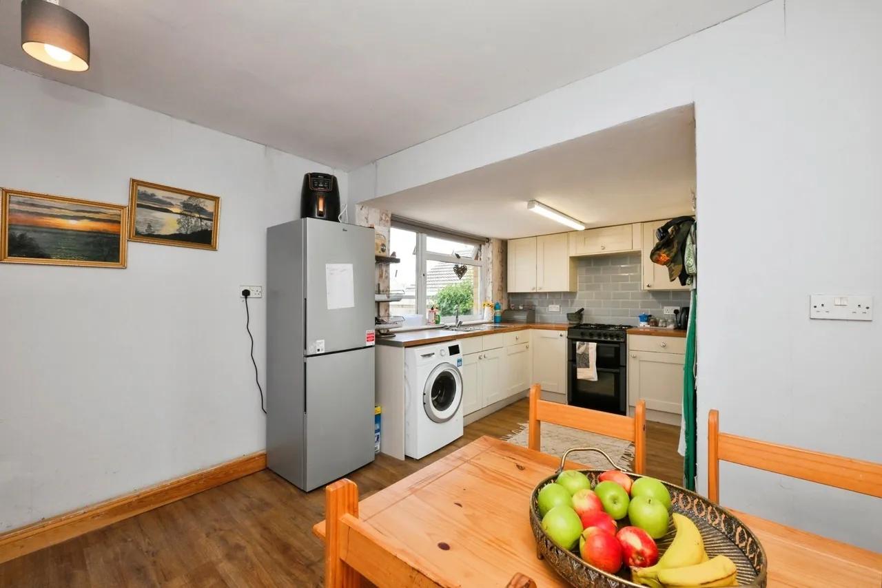 Nicholas Close, Brading, PO36, photo 48