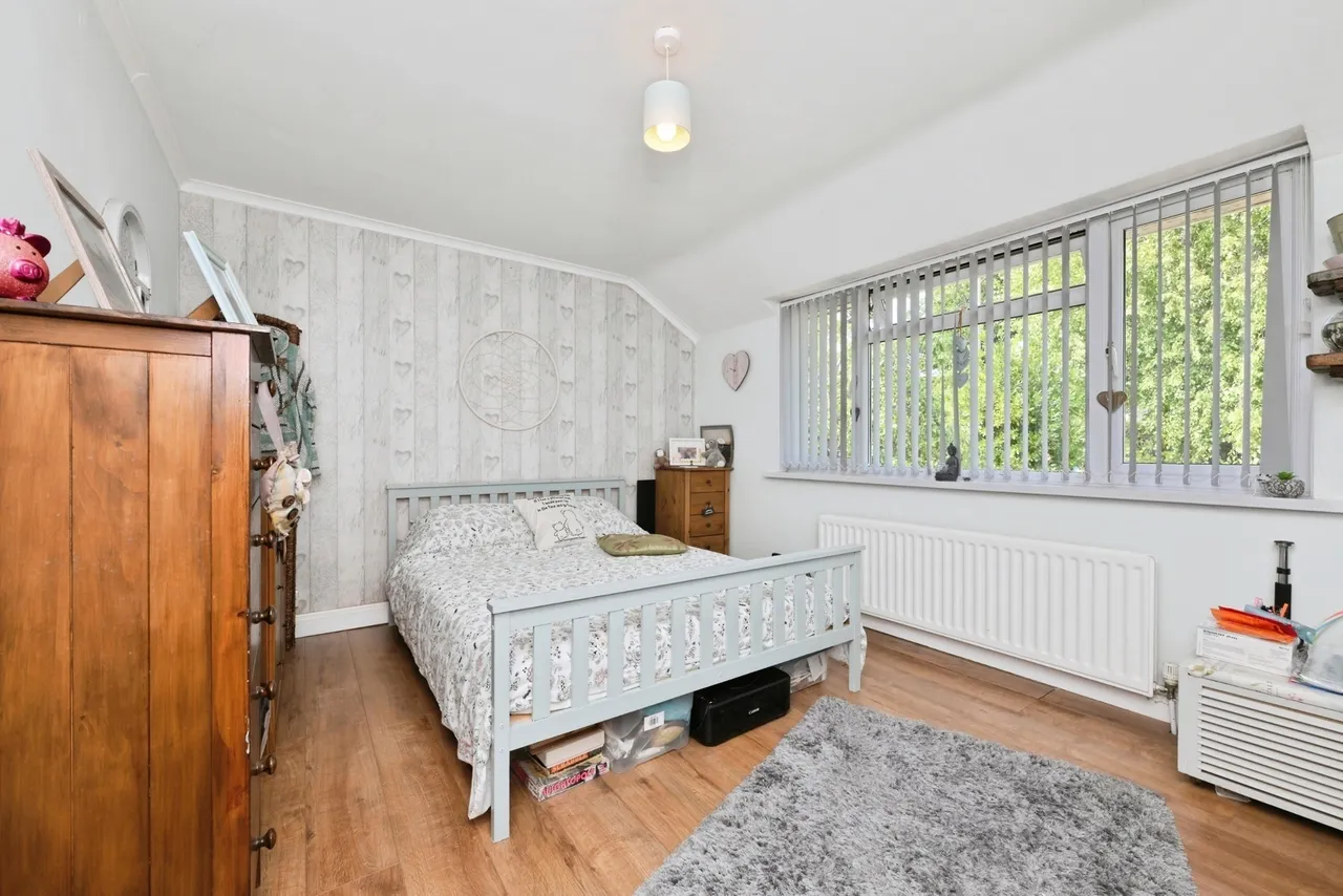 Nicholas Close, Brading, PO36, photo 20