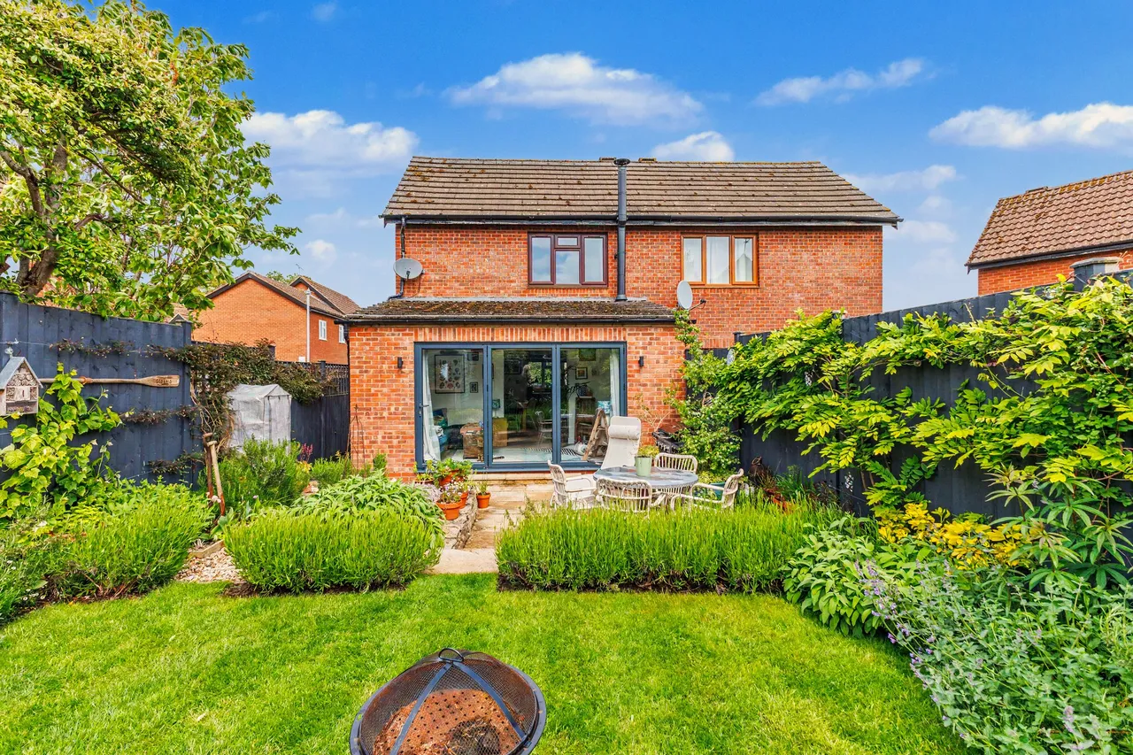 2 bed house for sale — The Driftway, Shipston-On-Stour, CV36