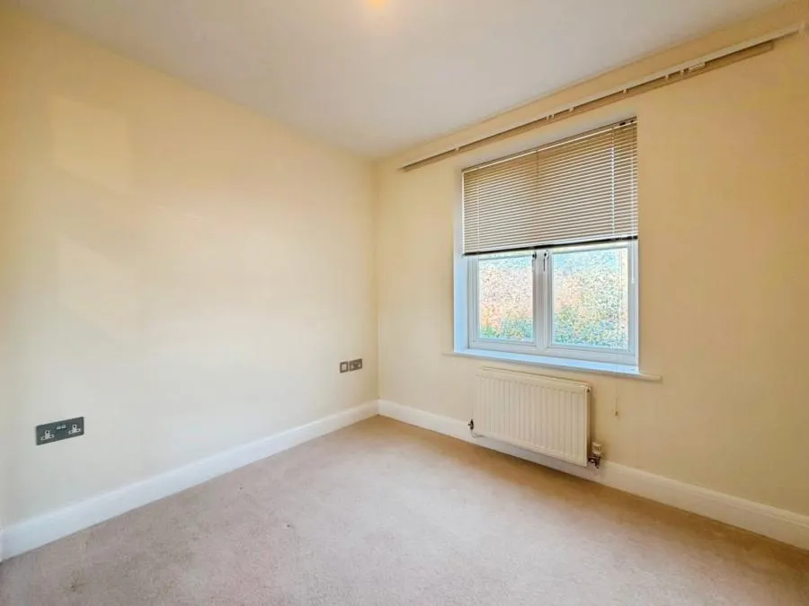 Fennyland Lane, Kenilworth, CV8, photo 8