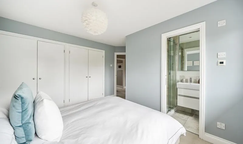 Petters Road, Ashtead, KT21, photo 13