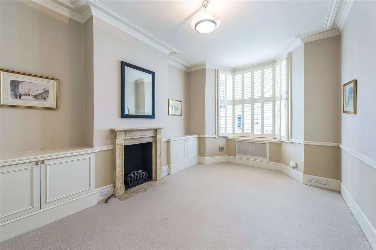 1 bed flat to rent, Redesdale Street, Chelsea, SW3