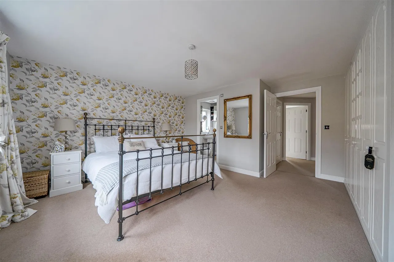 Woodford Close, Devizes, SN10, photo 17
