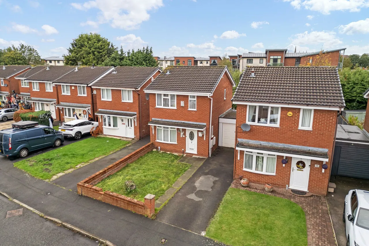 Case Grove, Prescot, L35, photo 13