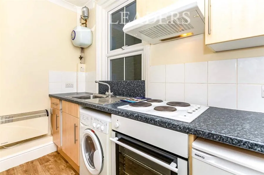 Reigate Road, Reigate, RH2, photo 6