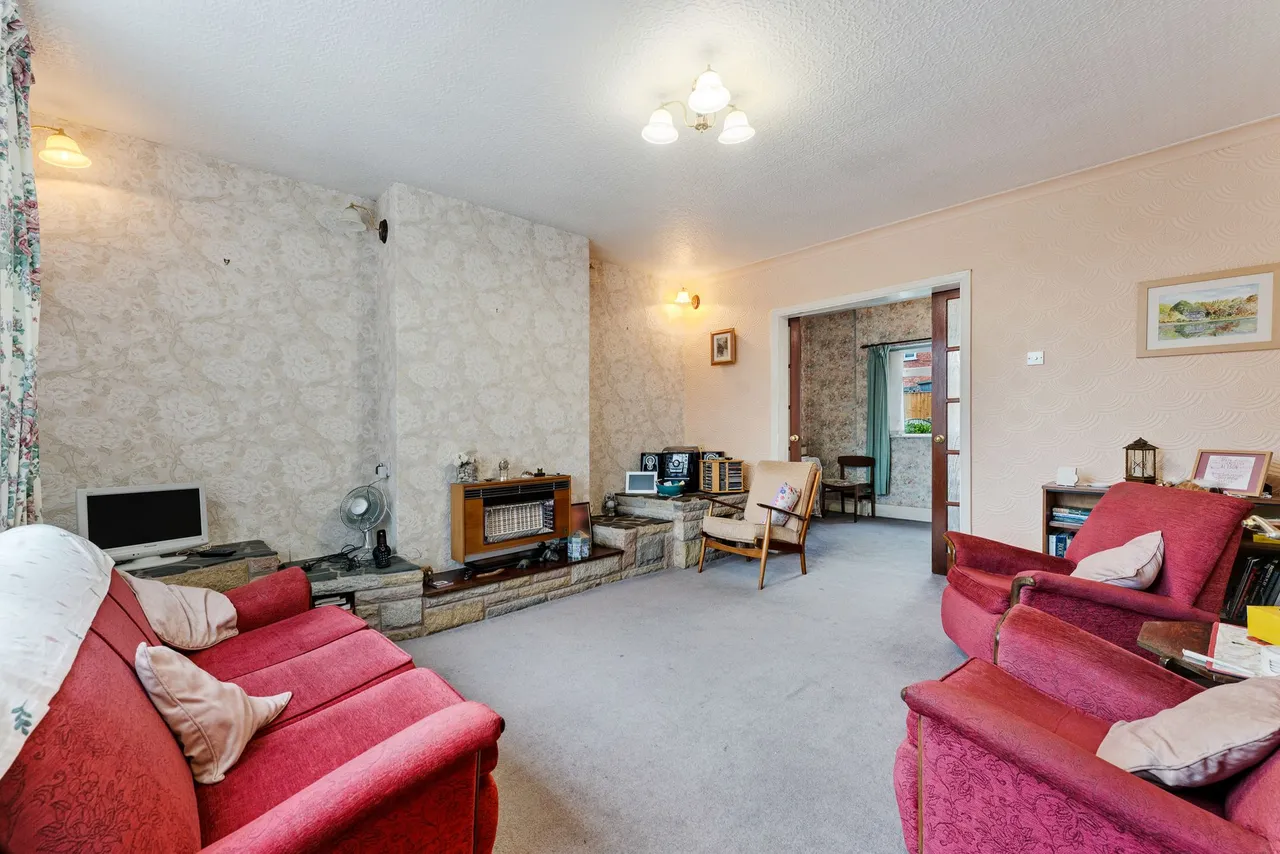 Newall Grove, Leigh, Leigh, WN7 1RZ, photo 2
