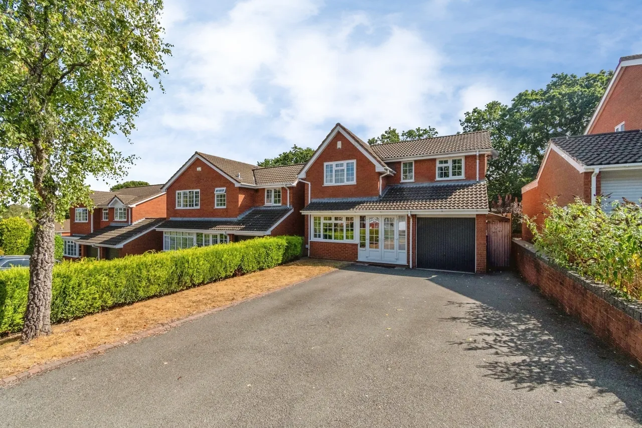 4 bed house for sale — Telford Close, Burntwood, Staffordshire, WS7