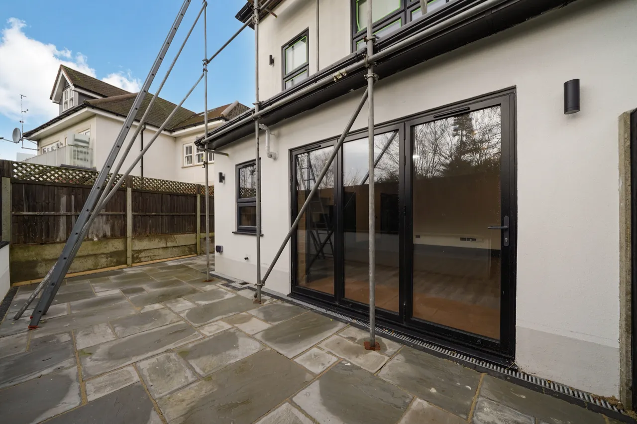 38 Fir Tree Road, SM71NG, photo 21