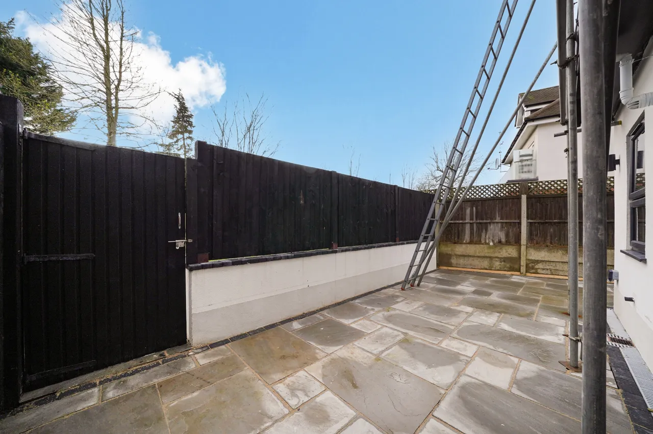 38 Fir Tree Road, SM71NG, photo 20