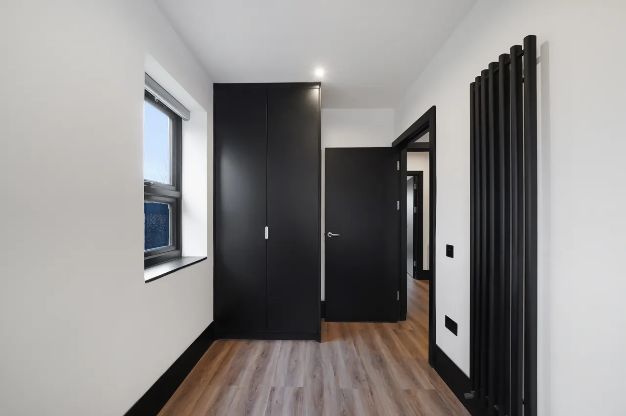 38 Fir Tree Road, SM71NG, photo 16