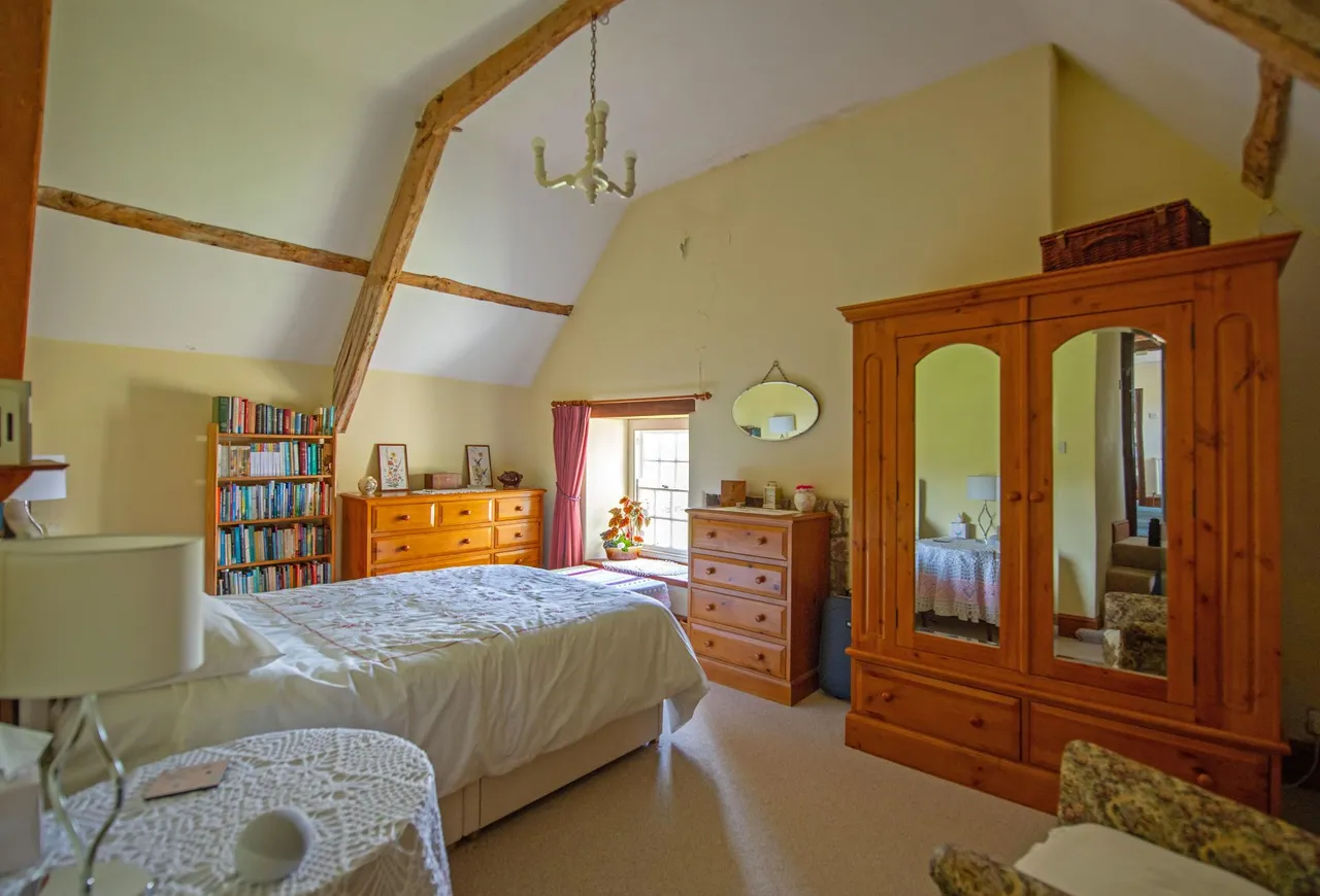 Heol Ddu Farm, Cefneithin, photo 18