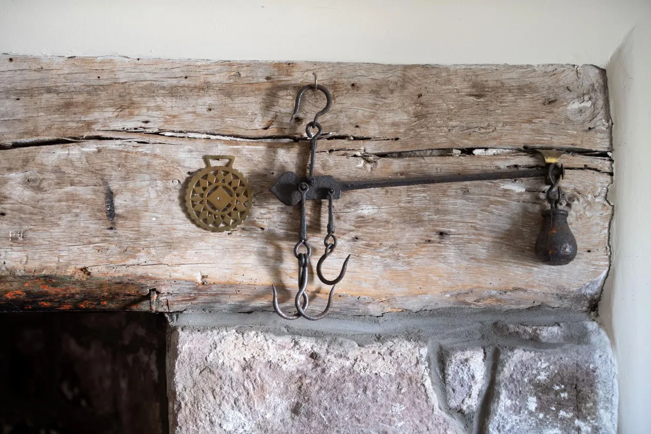Heol Ddu Farm, Cefneithin, photo 6