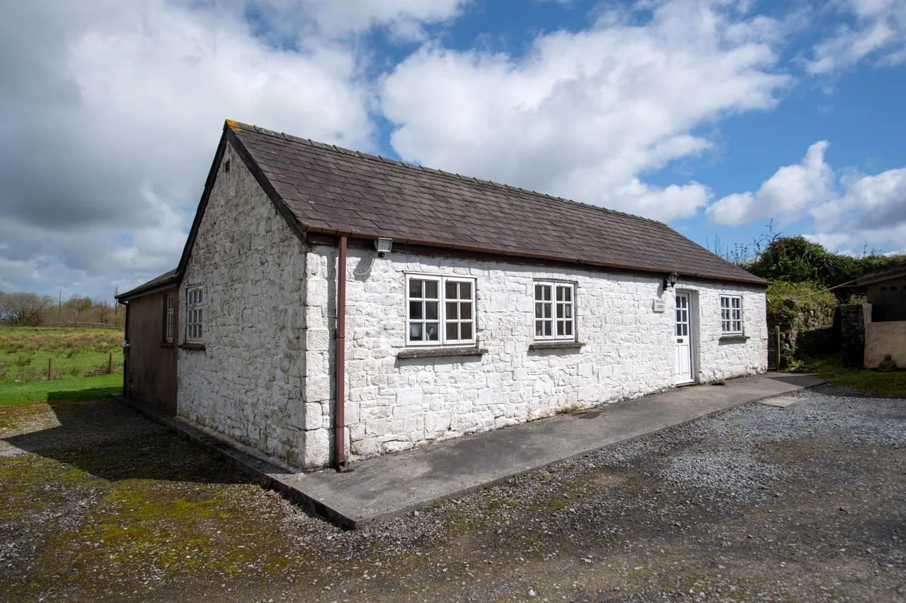 Heol Ddu Farm, Cefneithin, photo 22