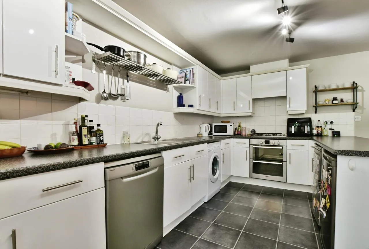 Maryport Drive, Altrincham, WA15, photo 8