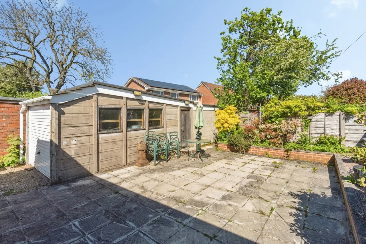 Bromley Close, Fearnhead, Warrington, Cheshire, WA2, photo 10