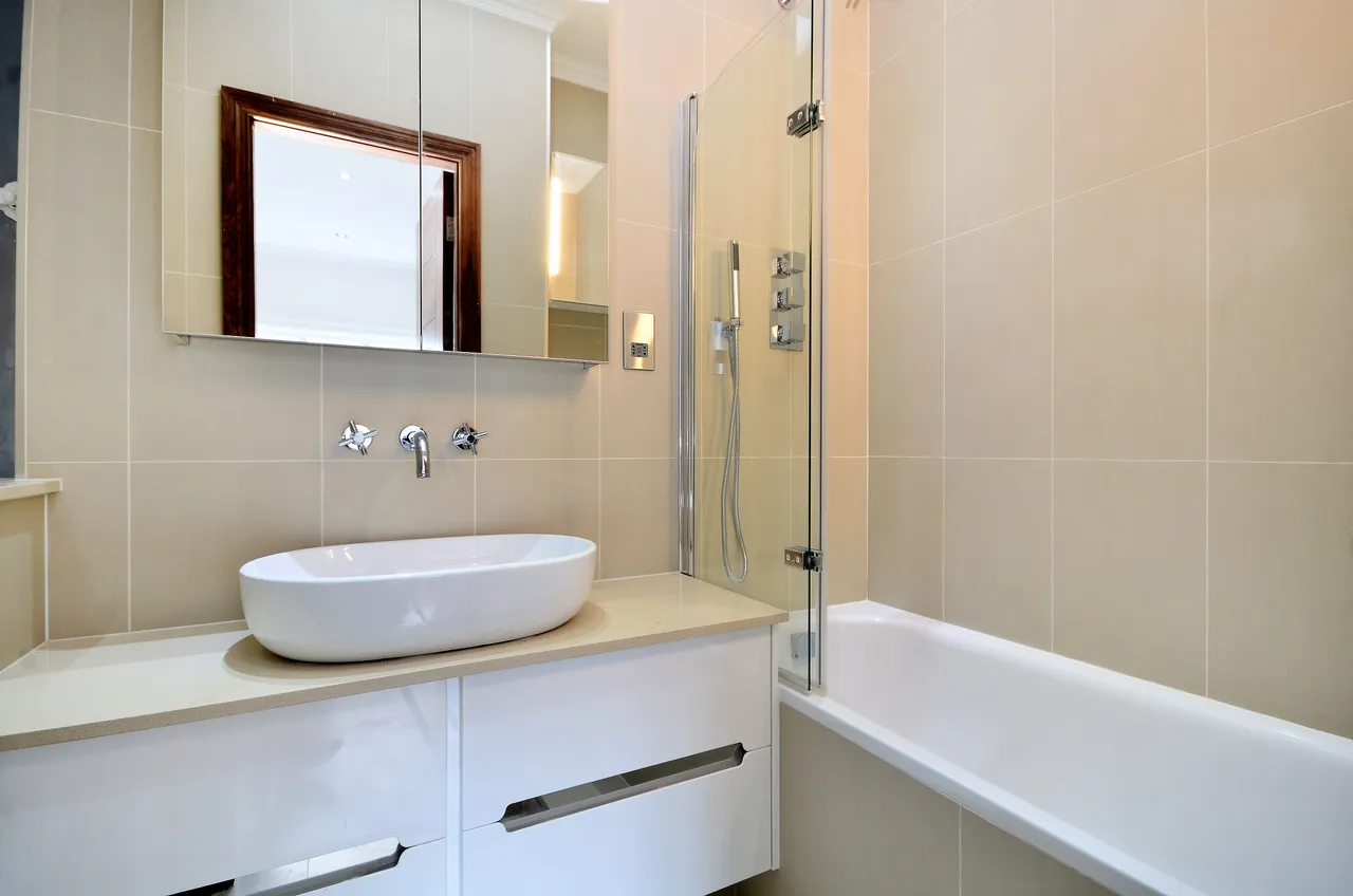 192 Chiltern Court, Baker Street, London, photo 6
