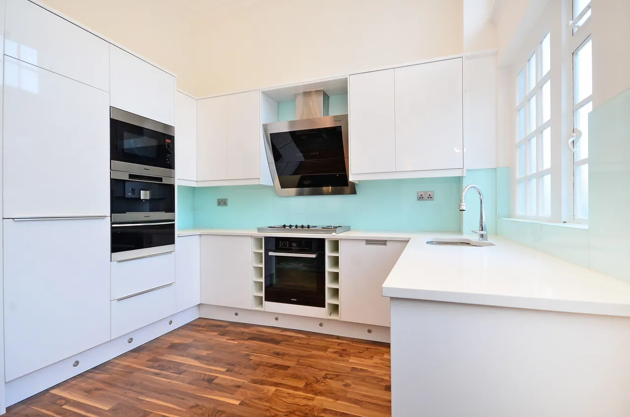 192 Chiltern Court, Baker Street, London, photo 2