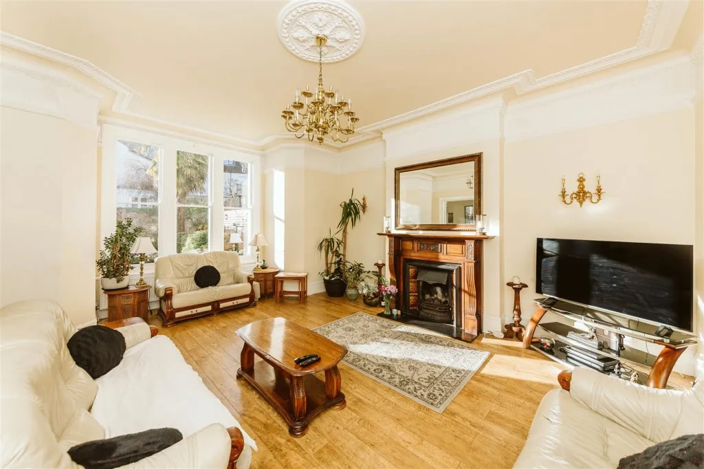17, Linden Road, Westbury Park, Bristol, BS6 7RJ, photo 2