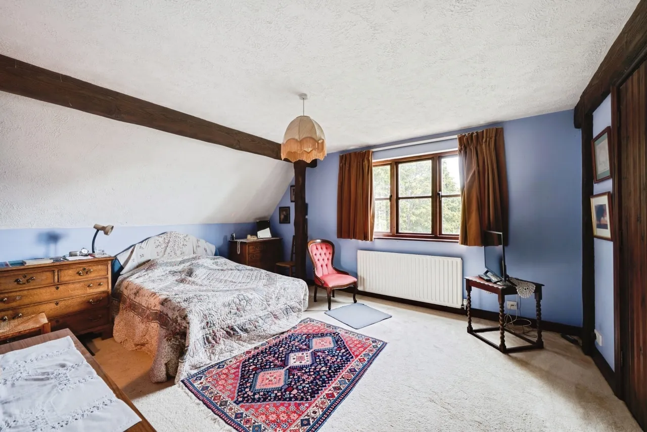 Sycamore Close, Fetcham, KT22, photo 12