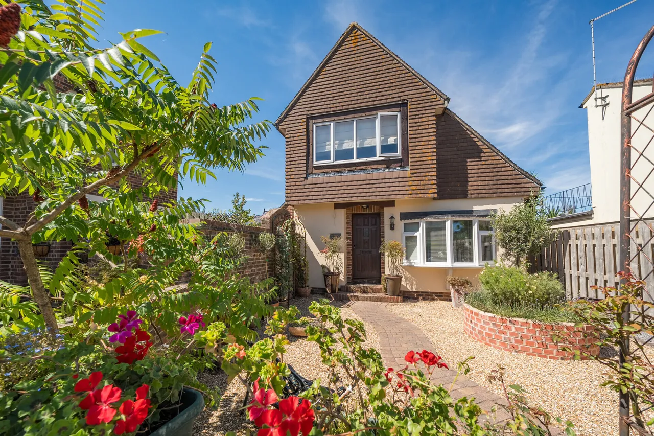 3 bed property for sale, Tothill Court, Shaldon, TQ14